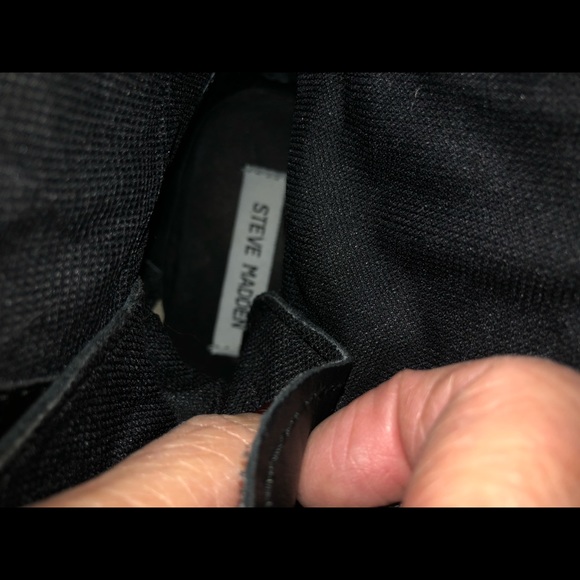 Steve Madden lace up boots. Size 6 - Picture 2 of 7